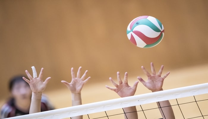 Do strength training to build the muscles you need for volleyball and improve your jumping power!