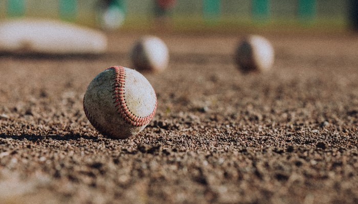 野球におけるベンチとは：役割、重要性、歴史を徹底解説