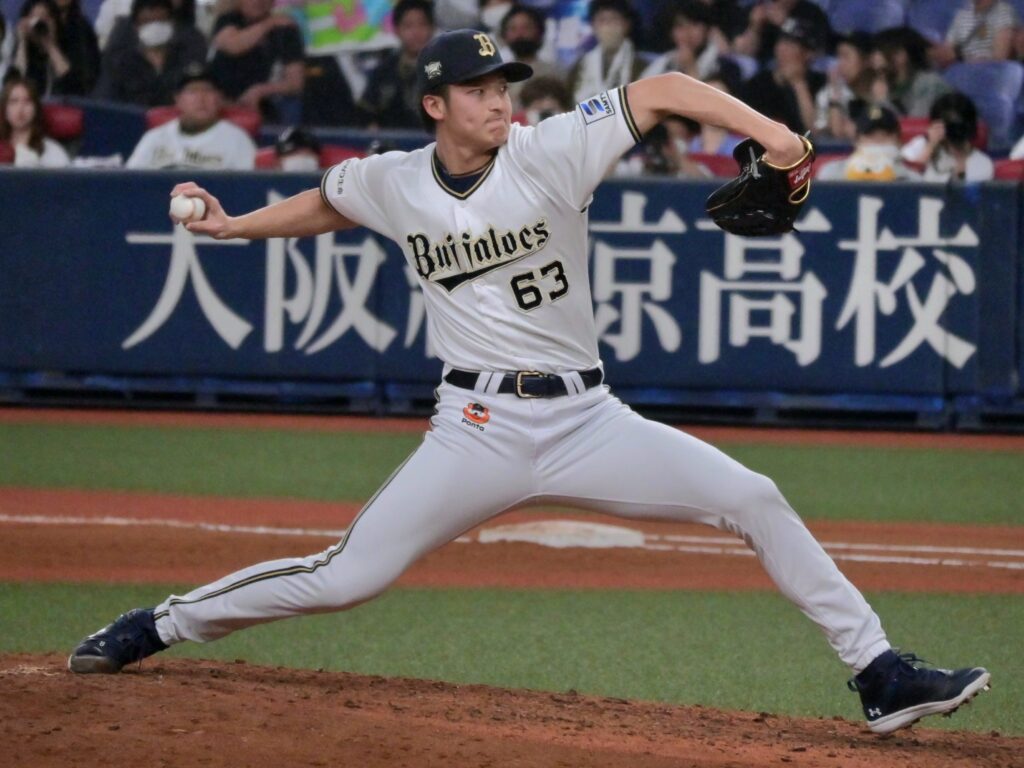 野球の山崎颯一郎：期待の若手投手の軌跡と未来