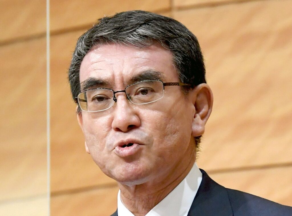 河野氏が年末調整を廃止して全国民に確定申告させようとする理由！税務署パンク必死！